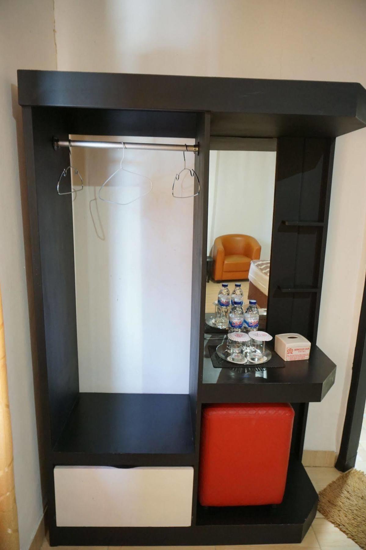 Hotel Mangga Dua Makasar Zewnętrze zdjęcie