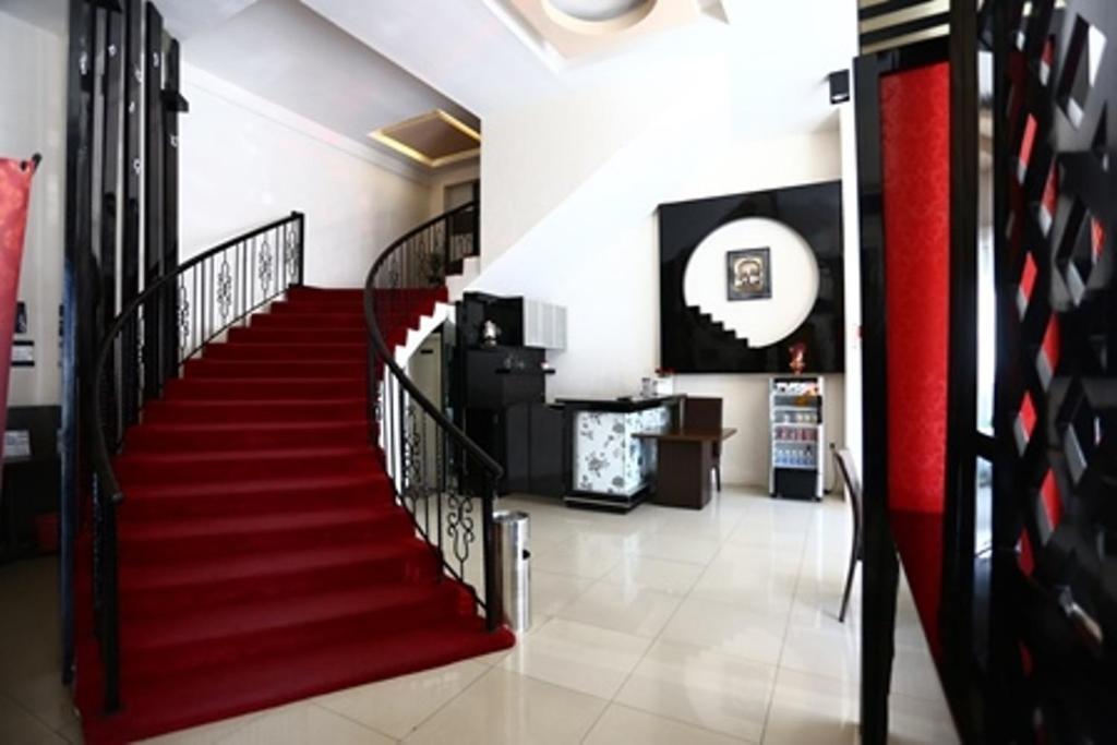 Hotel Mangga Dua Makasar Zewnętrze zdjęcie